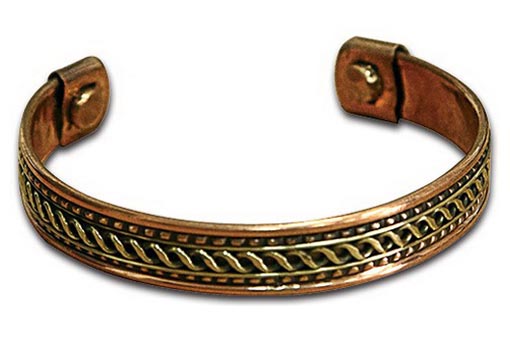 Медный браслет с магнитами